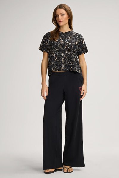 Kurzes T-Shirt mit Animalprint