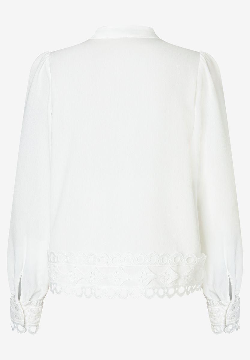 Bluse mit dekorativer Lochspitze