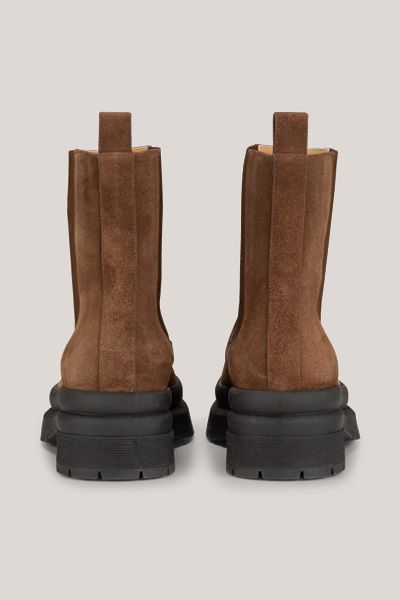 Chelsea-Boots aus Wildleder mit Profilsohle