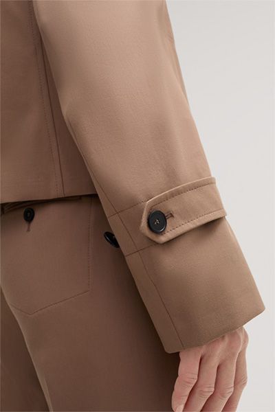 Zweireihige Trenchjacke aus Baumwolltwill