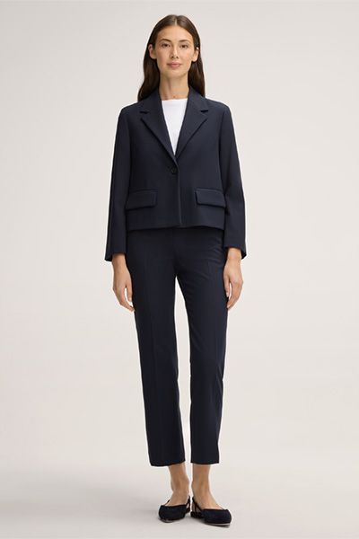 Klassischer Crêpe-Blazer mit Pattentaschen