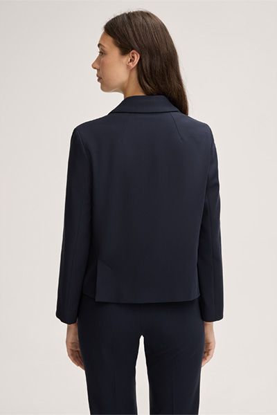 Klassischer Crêpe-Blazer mit Pattentaschen