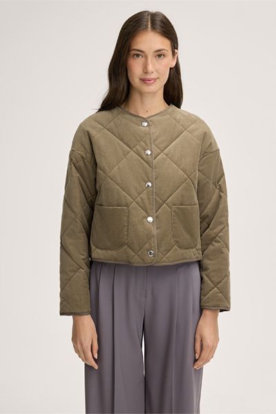 Gesteppte Cordjacke mit Druckknöpfen