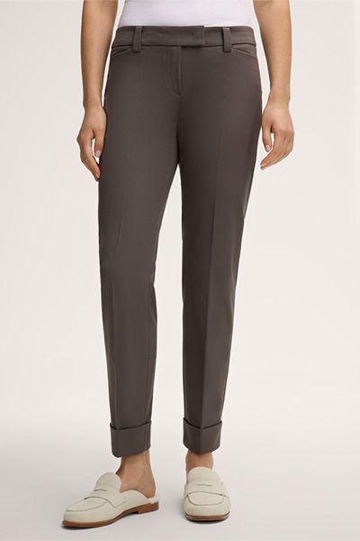 Baumwollstretch-Chino mit festem Saumumschlag