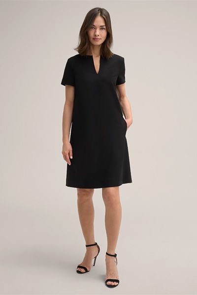 Minimalistisches A-Linien-Kleid aus Crêpe