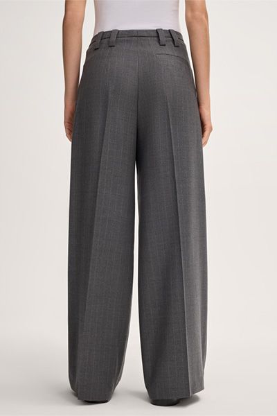 Weite Nadelstreifen-Hose aus Flanell