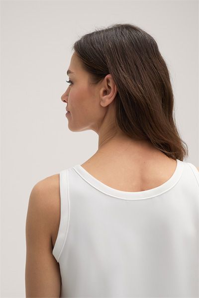 Elegantes Crêpe-Top mit Rundhalsausschnitt