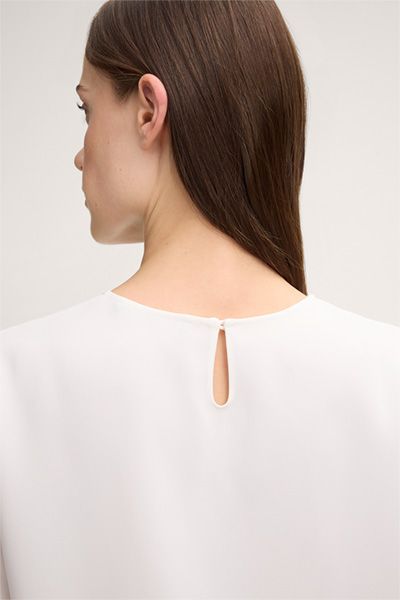 Elegante Crepe-Bluse mit Seitenschlitzen