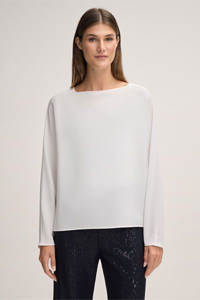 Minimalistische Crepe-Bluse mit U-Boot-Ausschnitt