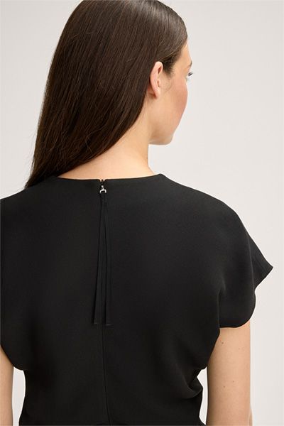 Elegantes Maxikleid aus Crêpe