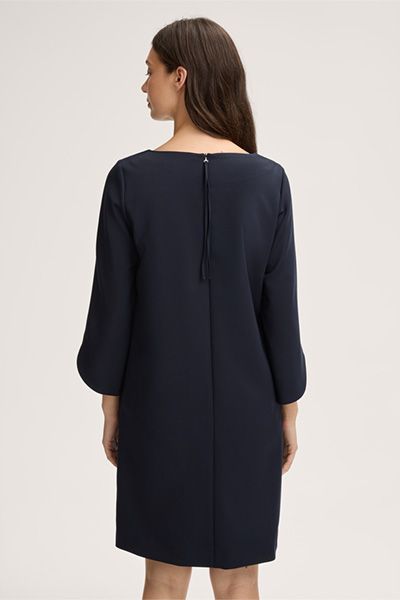 Minimalistisches Crêpe Eggshape Kleid
