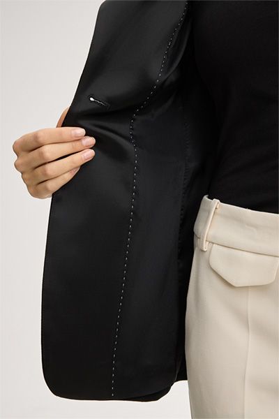 Eleganter Samtblazer mit Revers