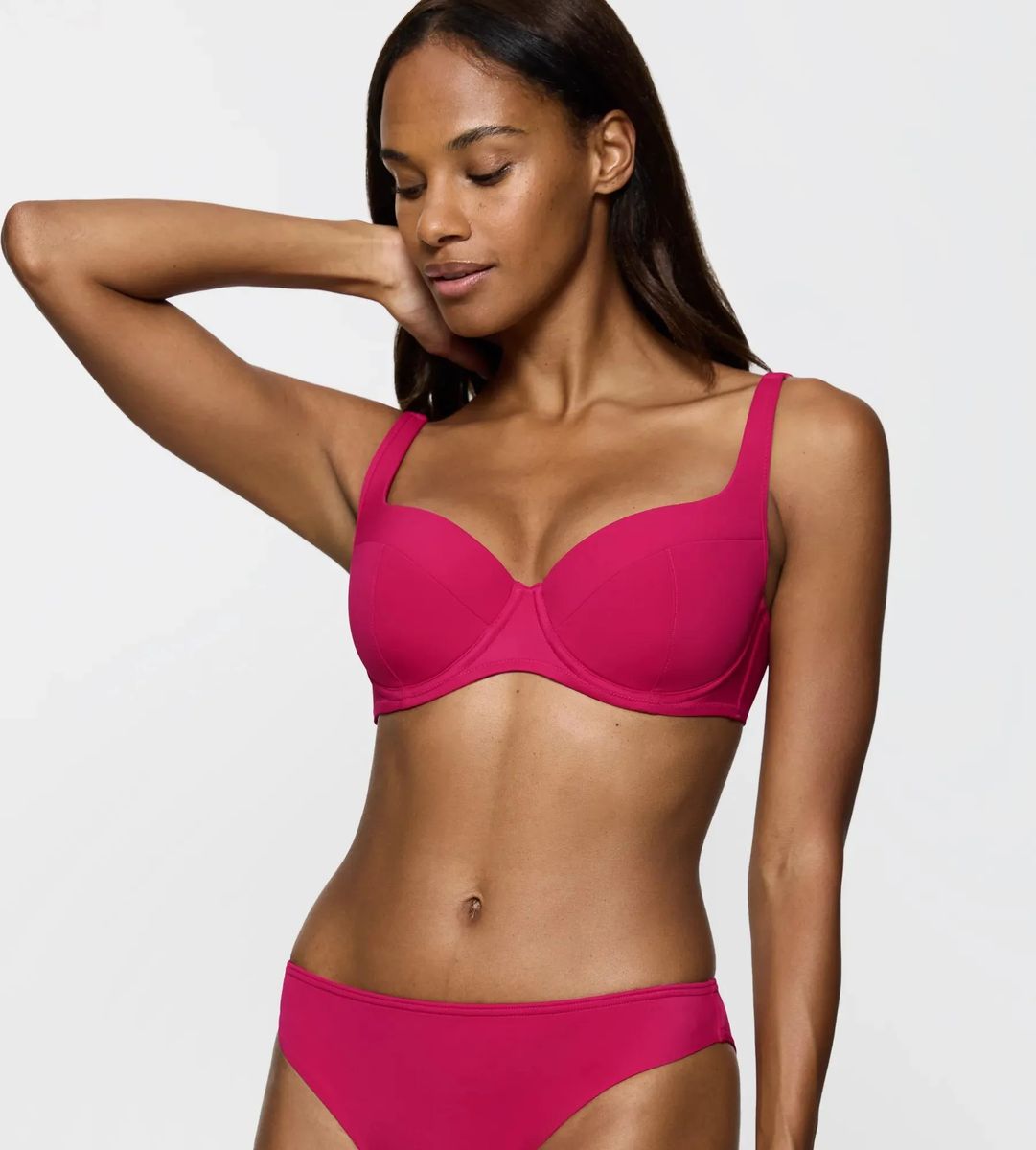 Elegantes Wattiertes Bügel-Bikini-Oberteil