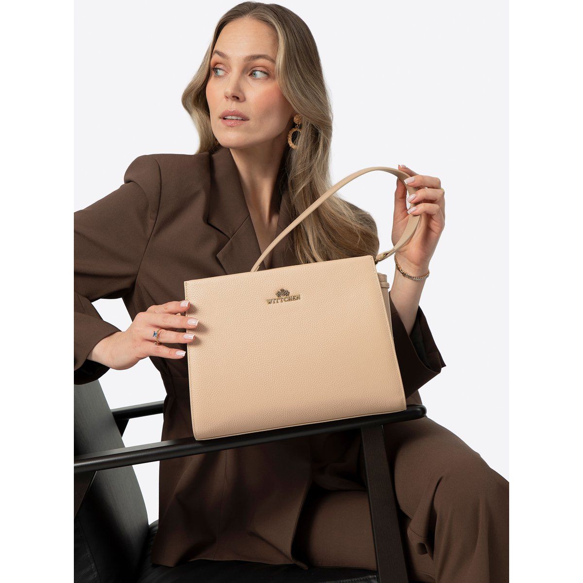 Strukturierte Tasche aus genarbtem Leder