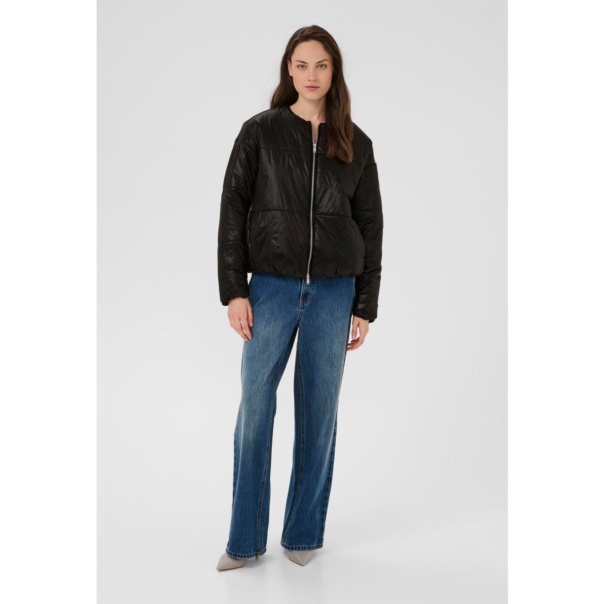 Gesteppte Oversize-Jacke mit Rundhalsausschnitt