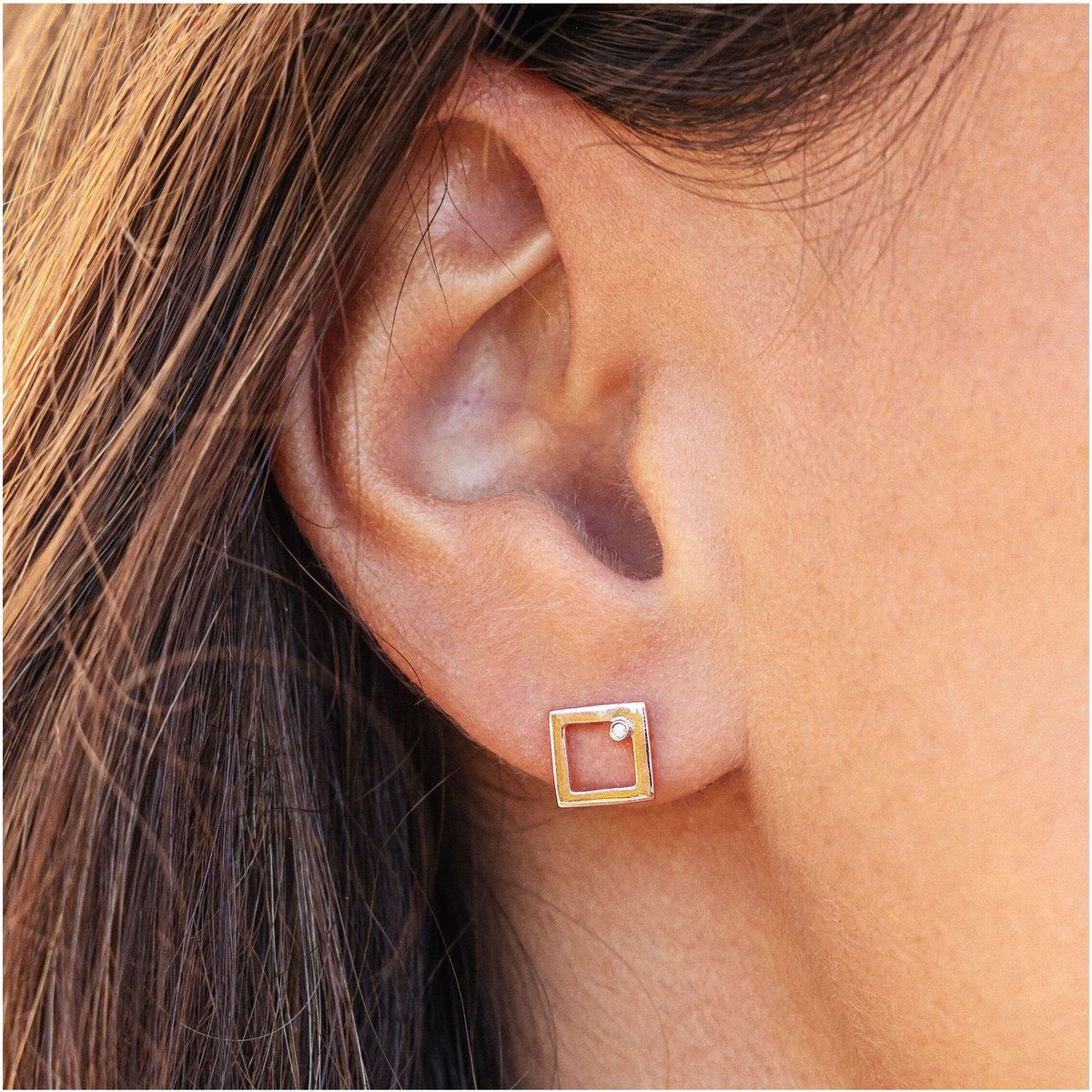 Geometrische Quadrat-Ohrstecker mit Zirkonia