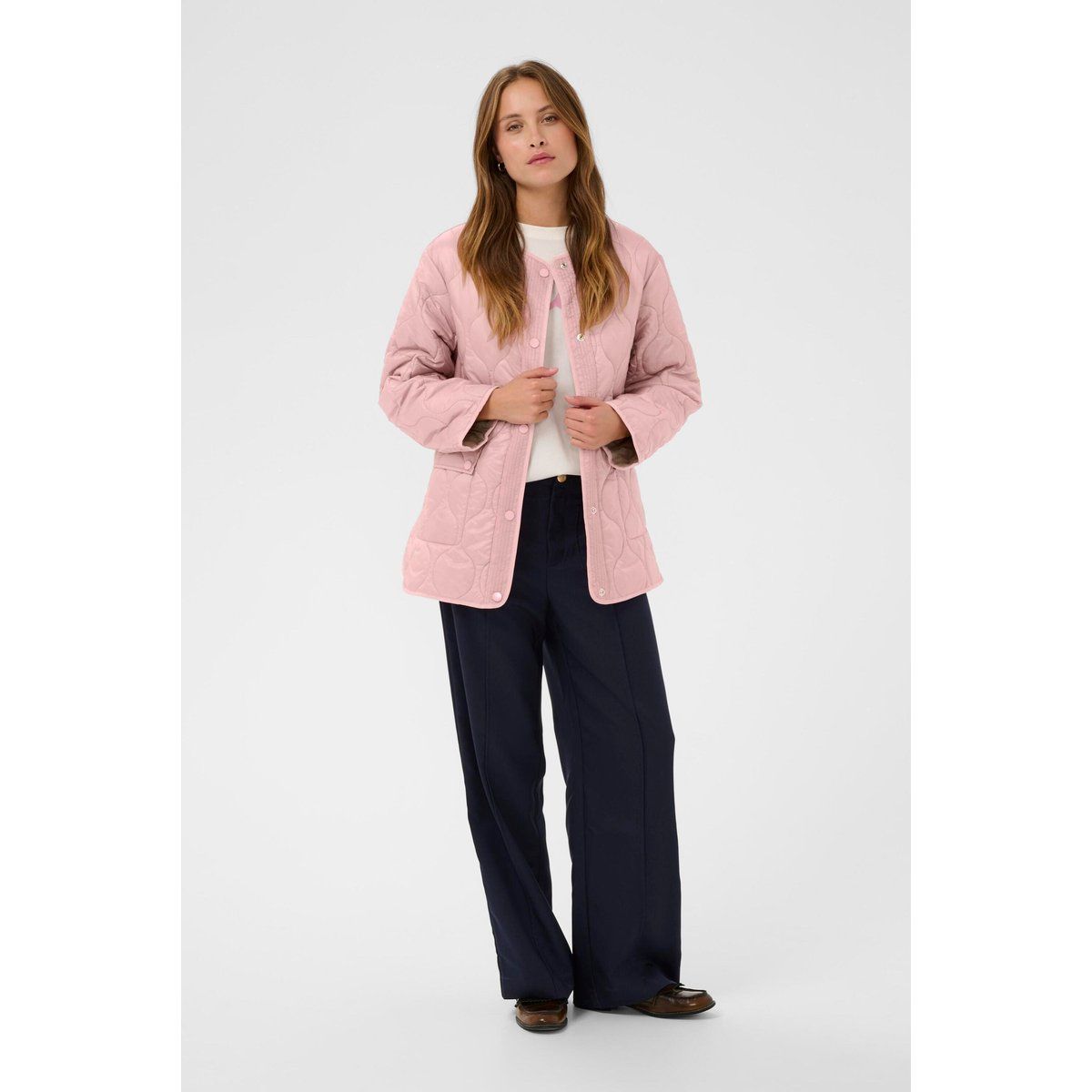 Oversize-Steppjacke mit Wellenmuster