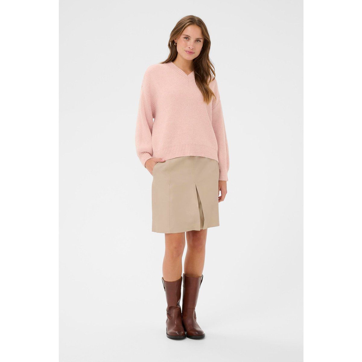 Lockerer Strickpullover mit V-Ausschnitt