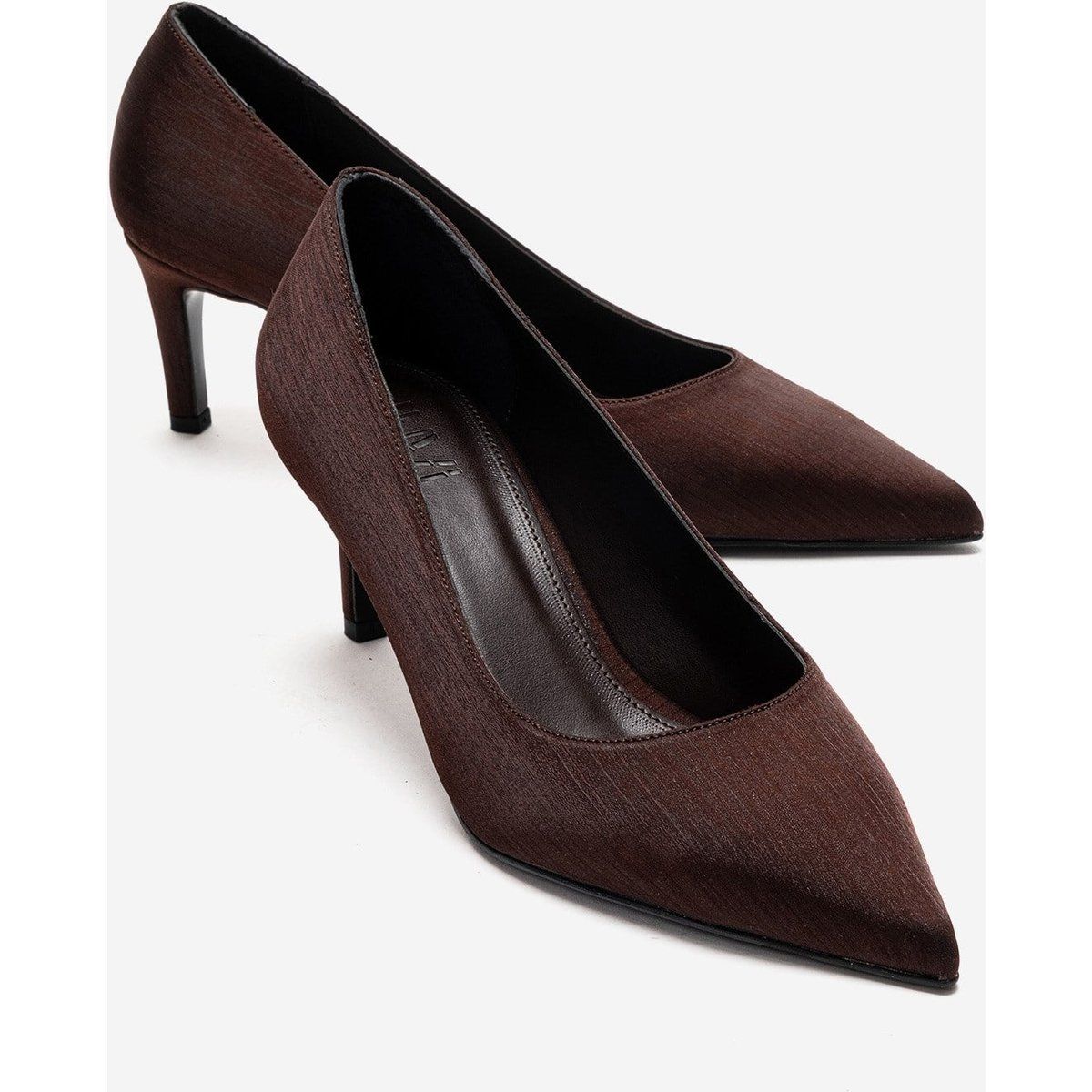 Elegante Pumps mit Strukturmuster