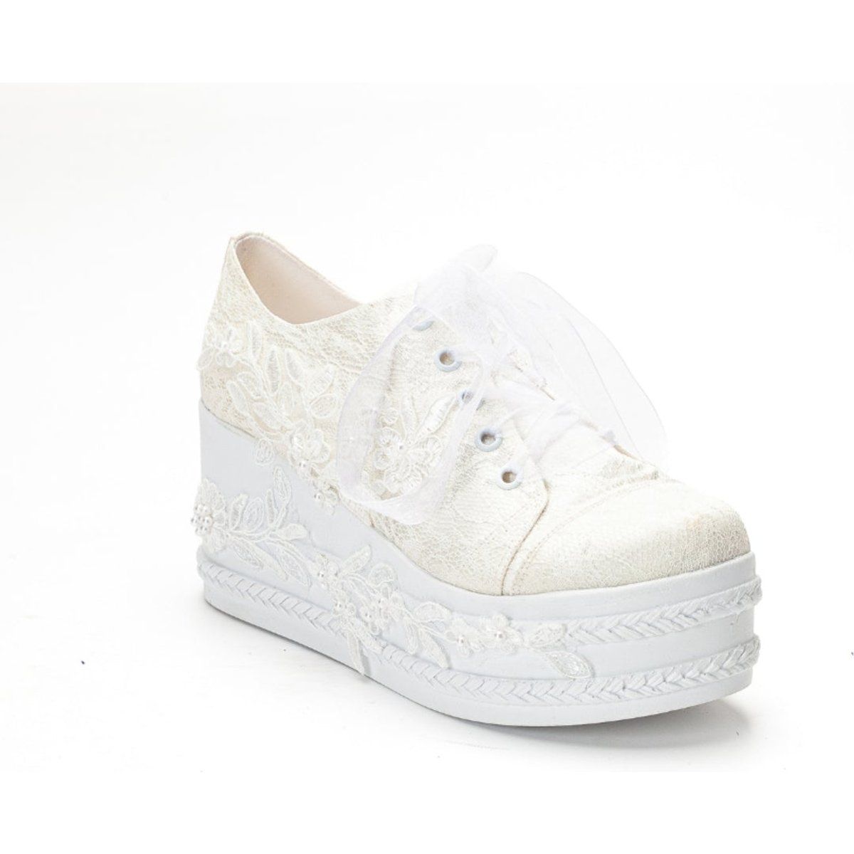 Braut-Sneaker mit Spitzenstickerei und Plateau