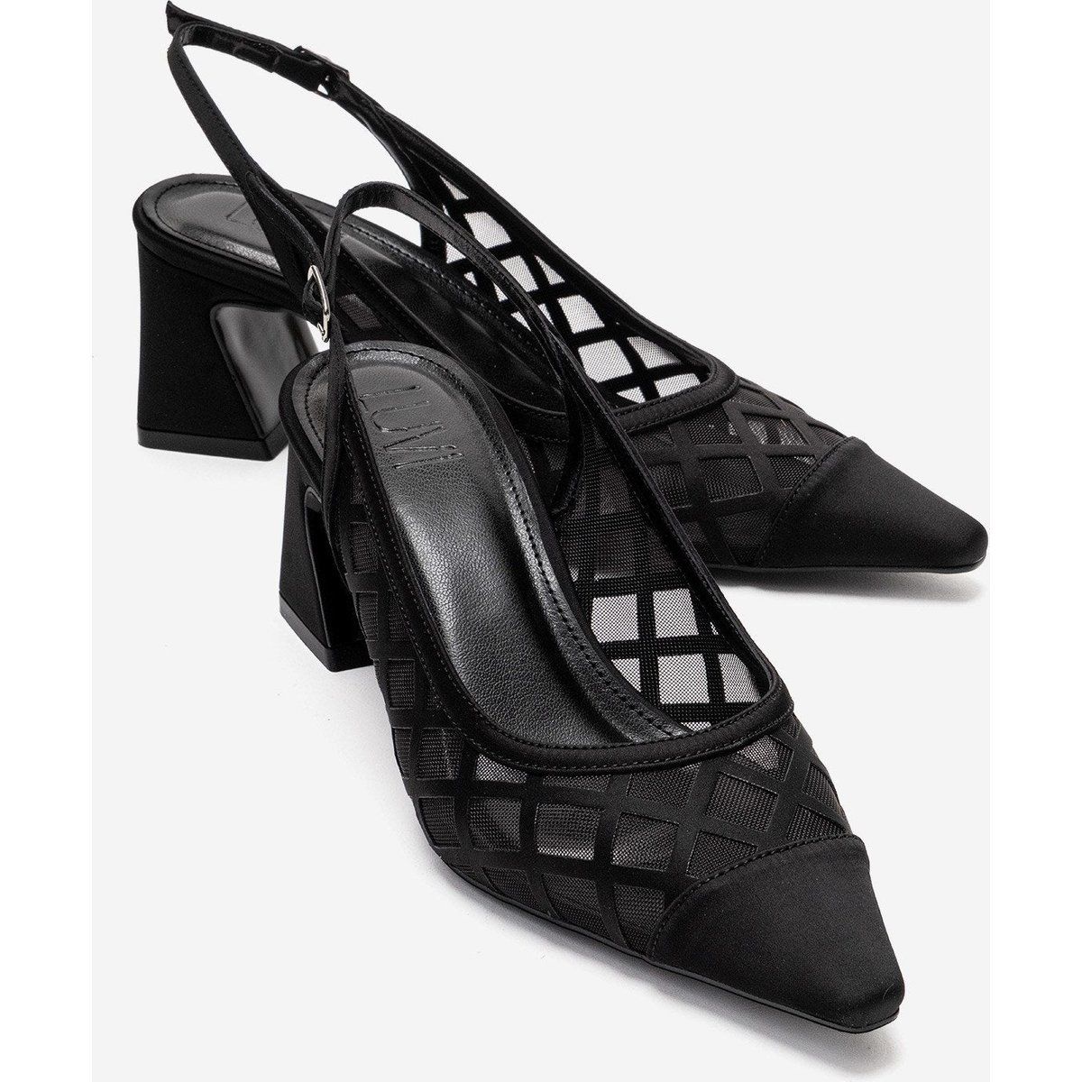Slingback-Pumps mit geometrischem Mesh
