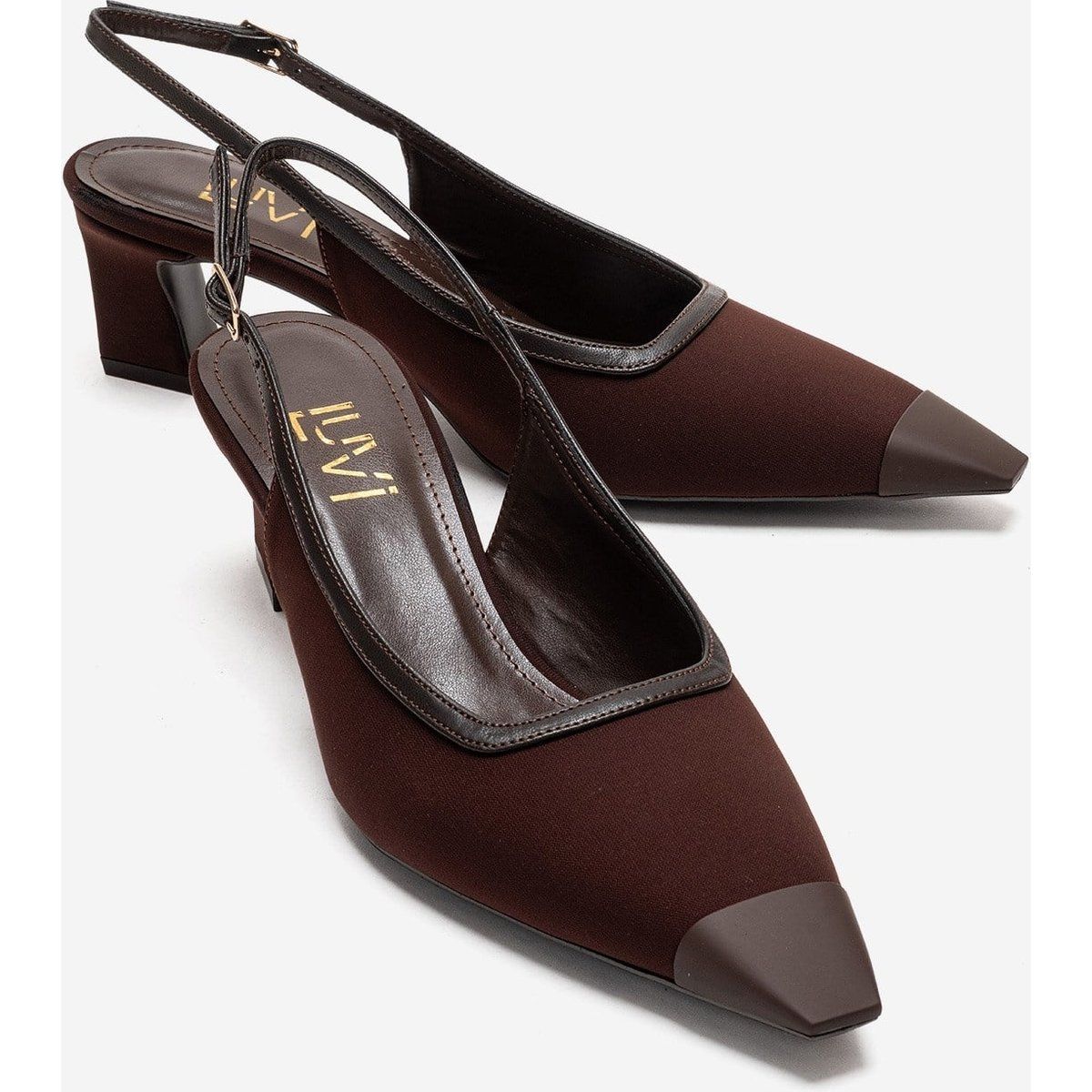 Minimalistische Slingbacks mit Blockabsatz
