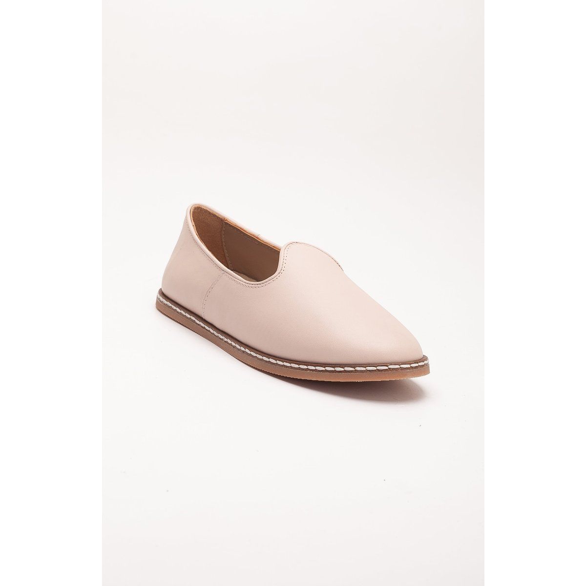 Minimalistische Leder-Loafer mit spitzer Kappe
