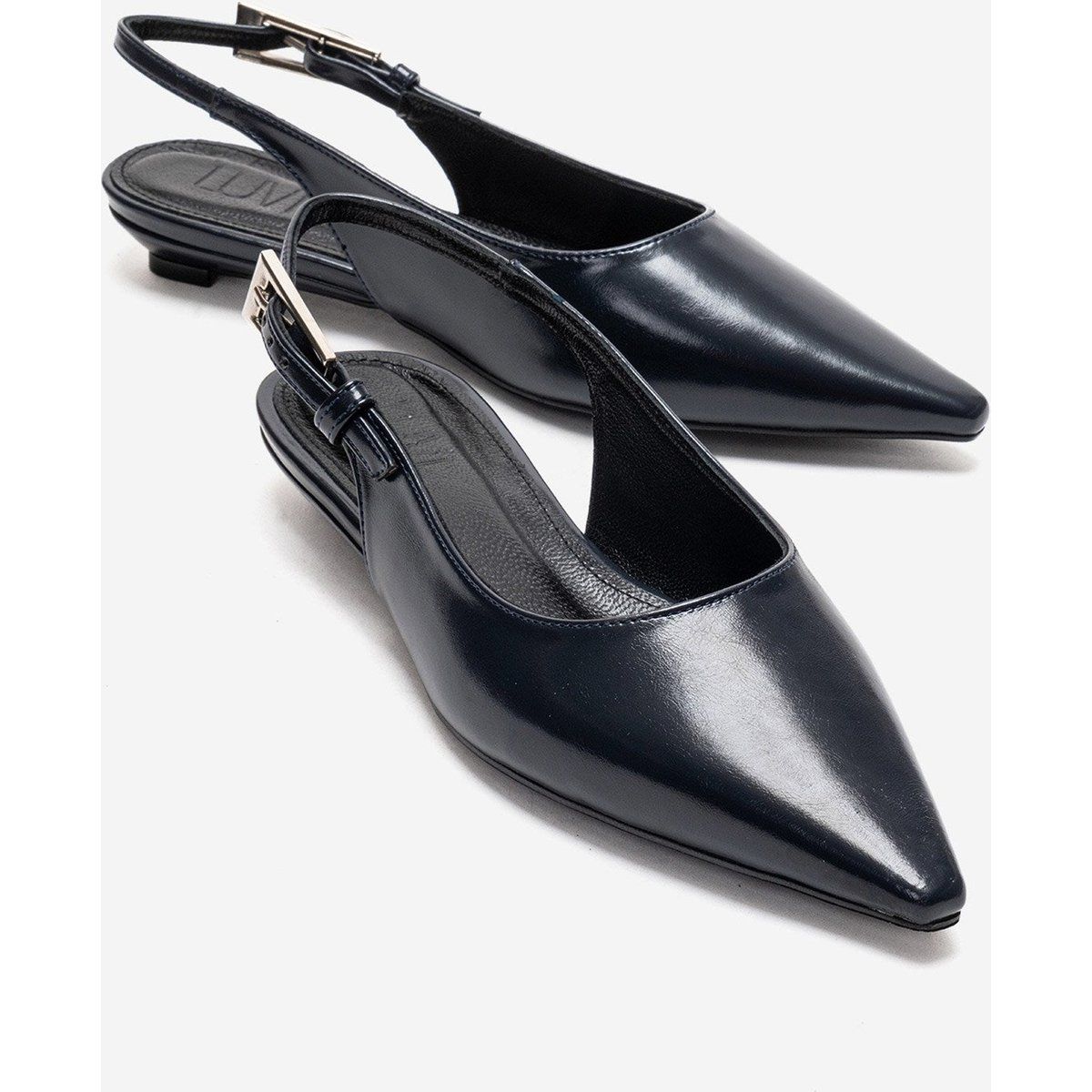 Elegante Slingpumps mit spitzer Kappe