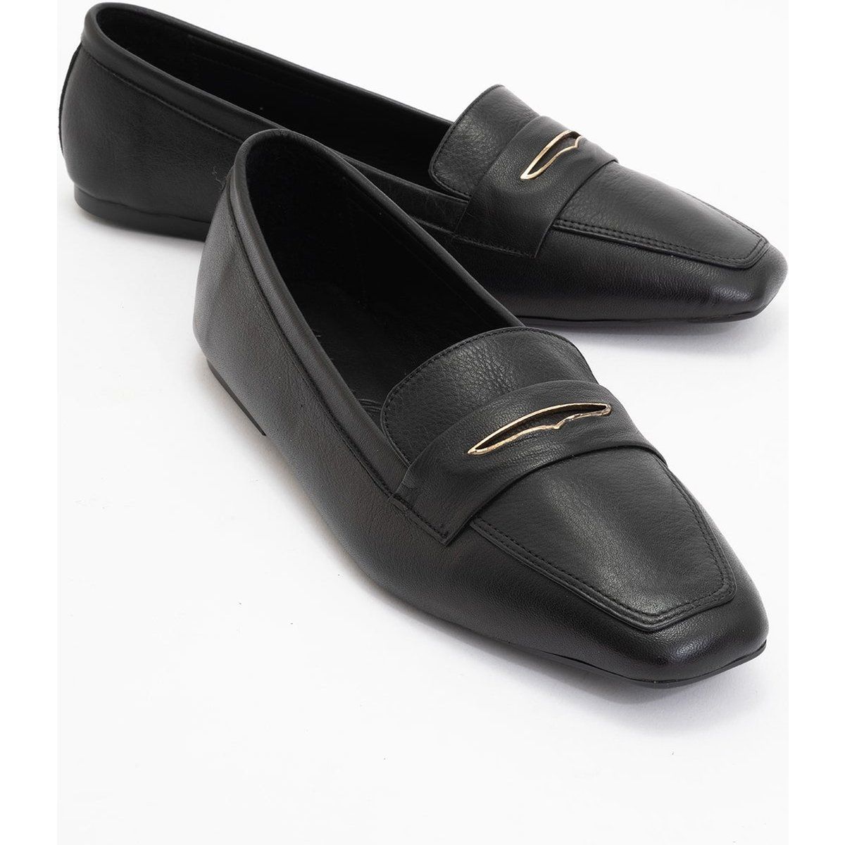 Minimalistische Leder-Loafer mit Karree-Zehe