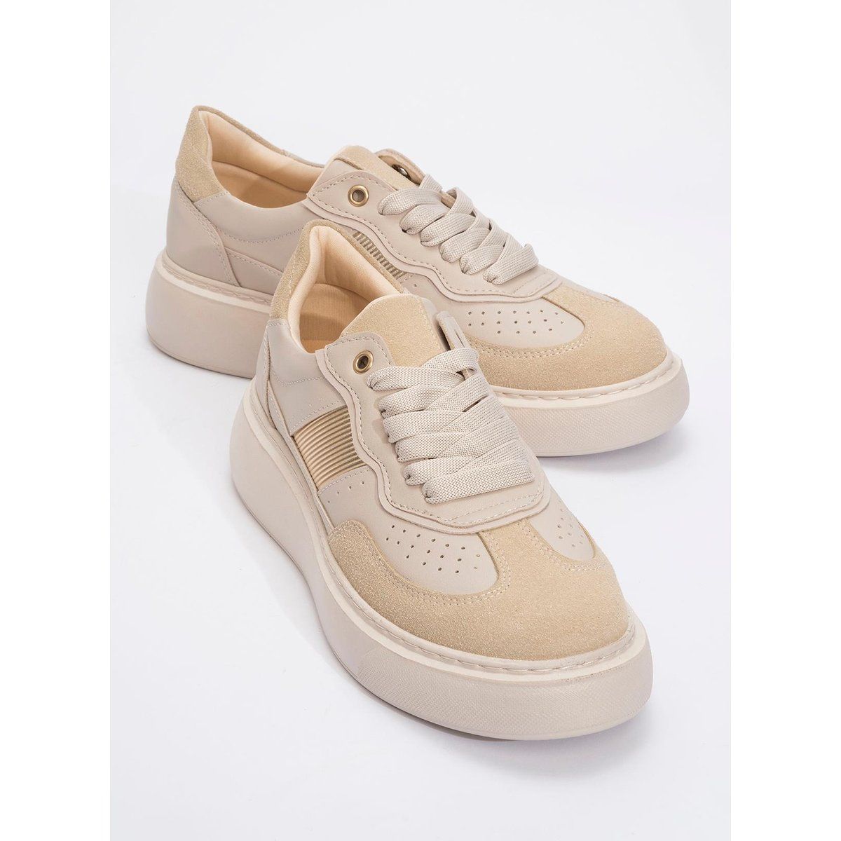 Moderne Chunky Plateau-Sneaker