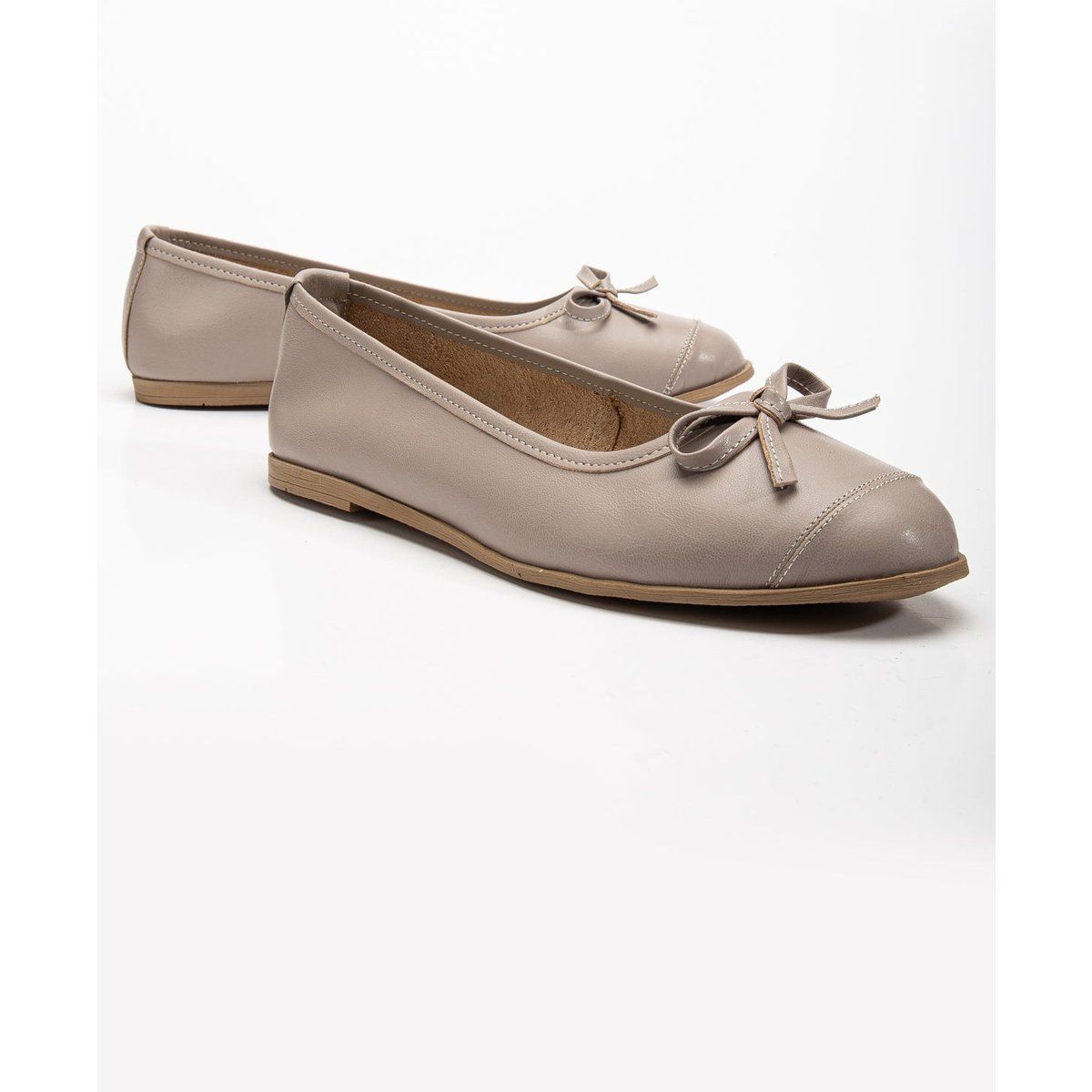 Elegante Leder-Ballerinas mit Kappen-Detail
