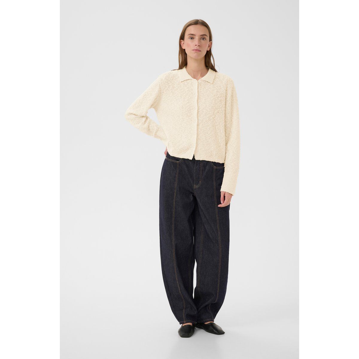 Strukturierte Strickjacke mit Hemdkragen