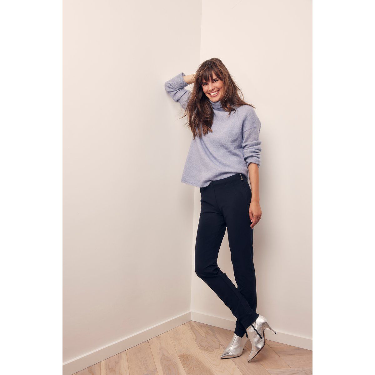 Hochtaillierte Slim-Fit Stretch-Hose