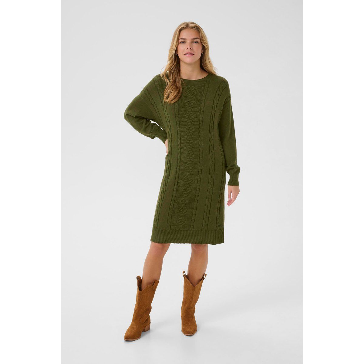 Locker geschnittenes Strickkleid mit Zopfmuster
