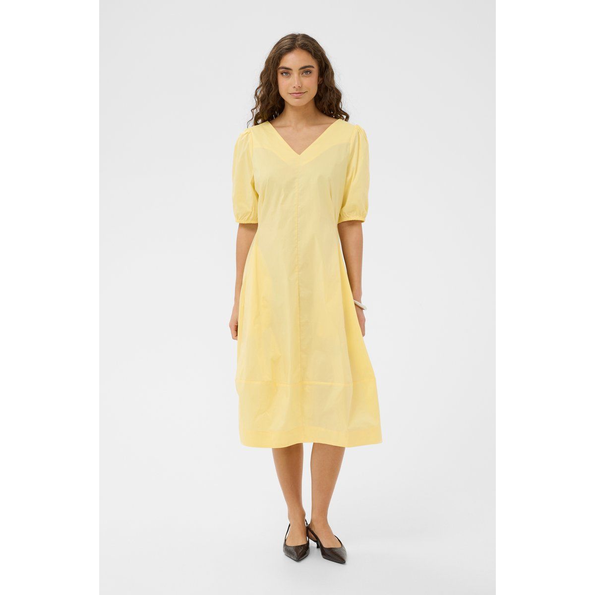 Lässiges Midikleid mit Puffärmeln