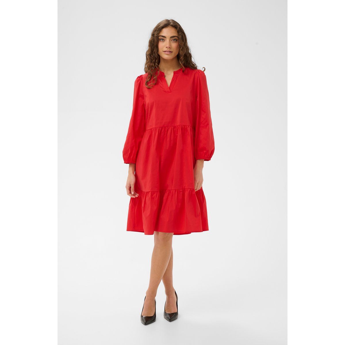 Gestuftes A-Linien-Puffärmelkleid