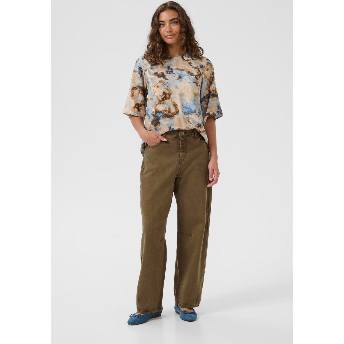 Relaxte Hose mit geradem Bein