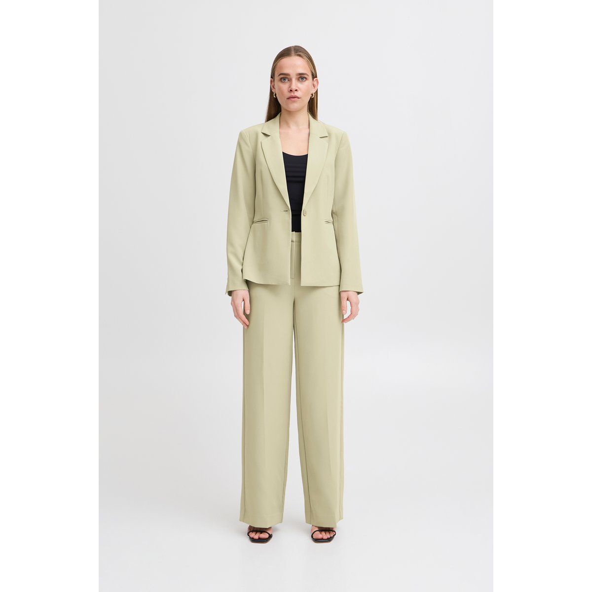 Taillierter klassischer Einknopf-Blazer