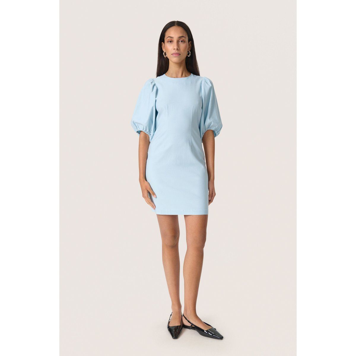 Slim-Fit Minikleid mit Puffärmeln