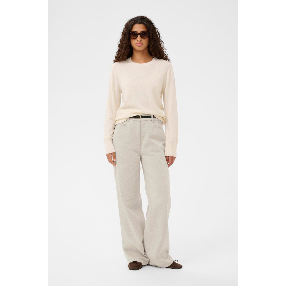 Weite Jeans mit hohem Bund
