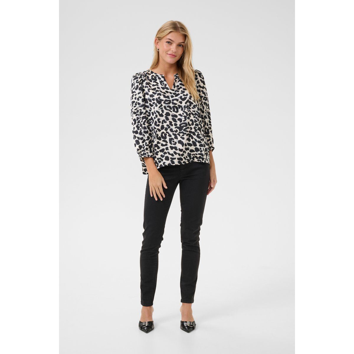 Leoparden-Bluse mit V-Ausschnitt