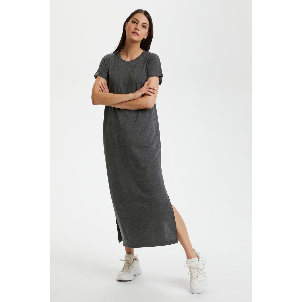 Minimalistisches T-Shirt-Maxikleid aus Baumwolle