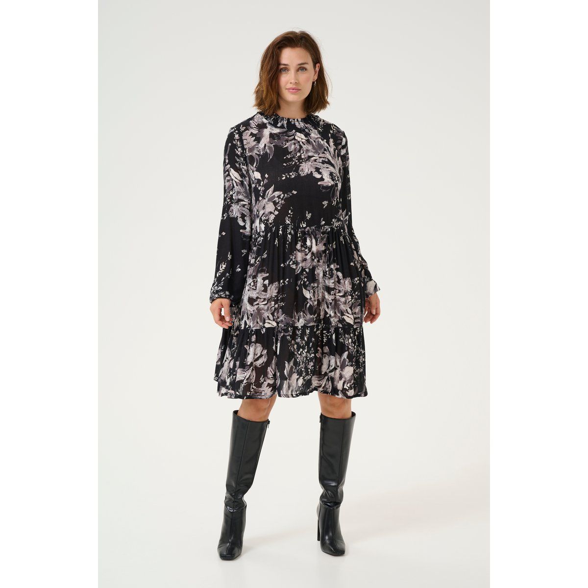 Gestuftes Minikleid mit Blumenprint