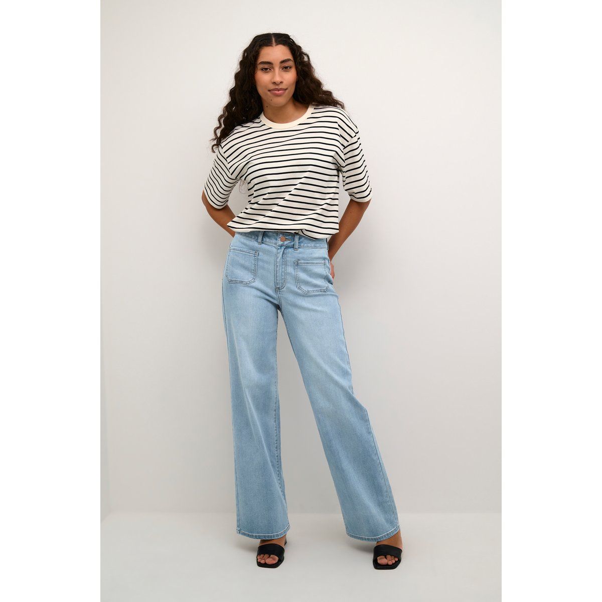 Wide-Leg-Jeans mit hoher Taille und aufgesetzten Taschen
