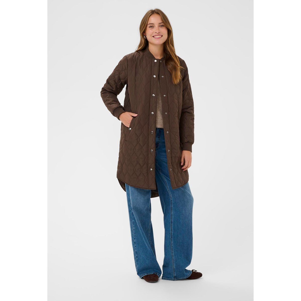 Lange Steppjacke mit Zwiebelmuster