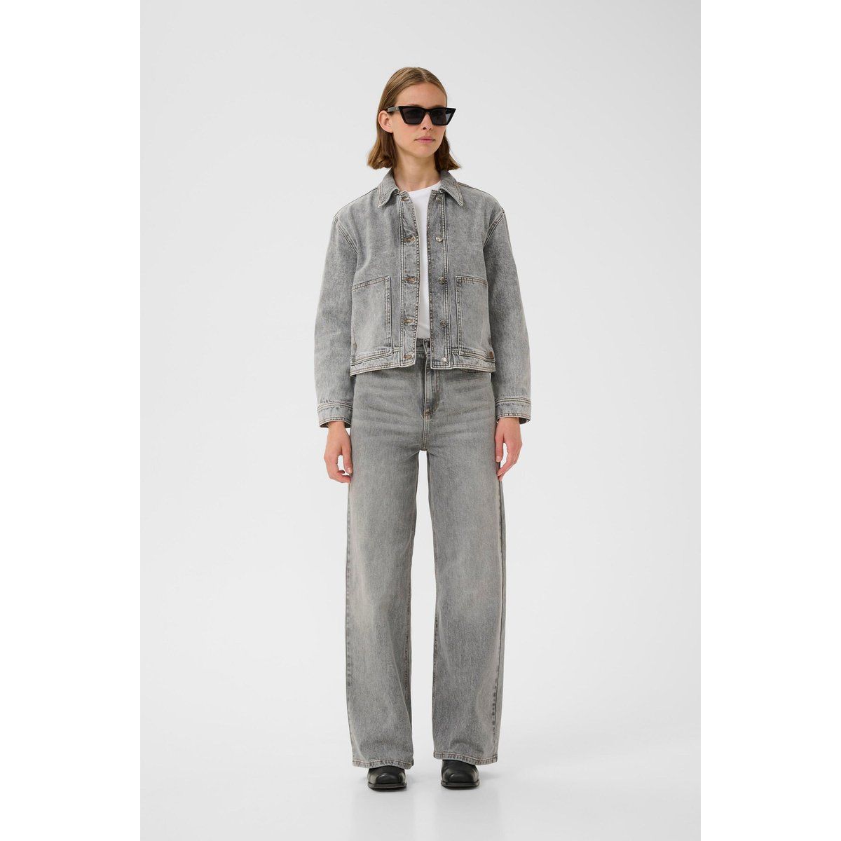 Locker geschnittene Utility-Denimjacke