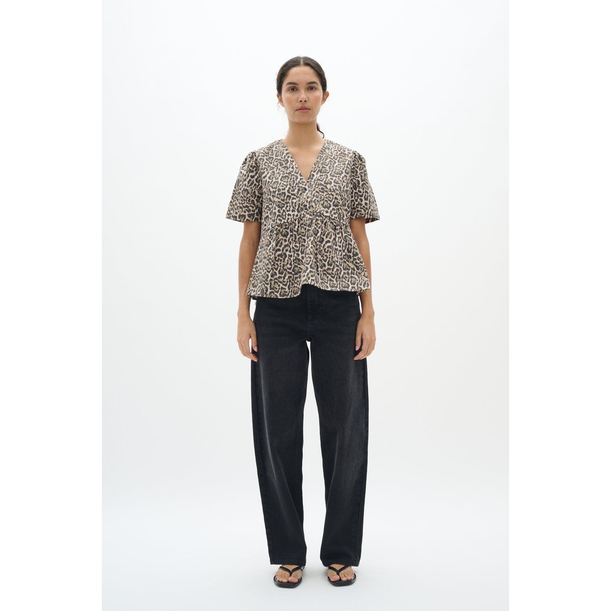 Schößchenbluse mit Leopardenmuster