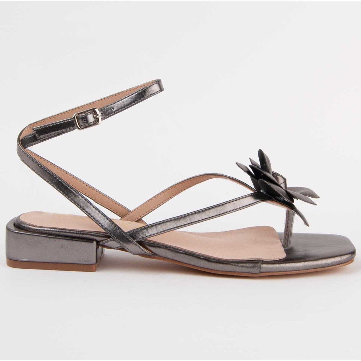 Metallic-Sandalen mit Blumen-Detail
