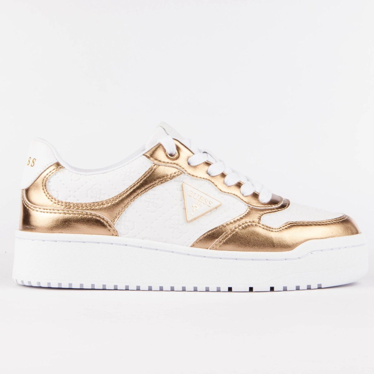 Plateau-Sneaker mit goldenen Akzenten