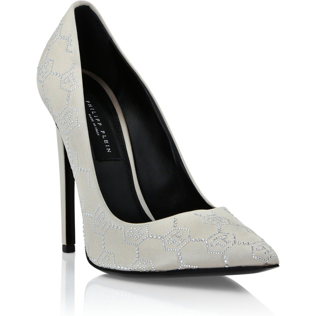Satin-Pumps mit Kristall-Monogramm